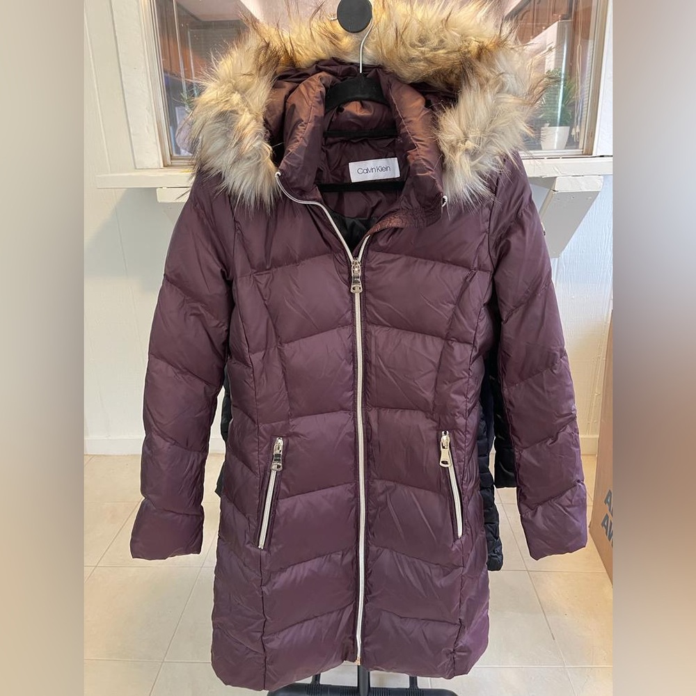 SOLD - Calvin Klein Women’s Faux-Fur-Trim Puffer Coat